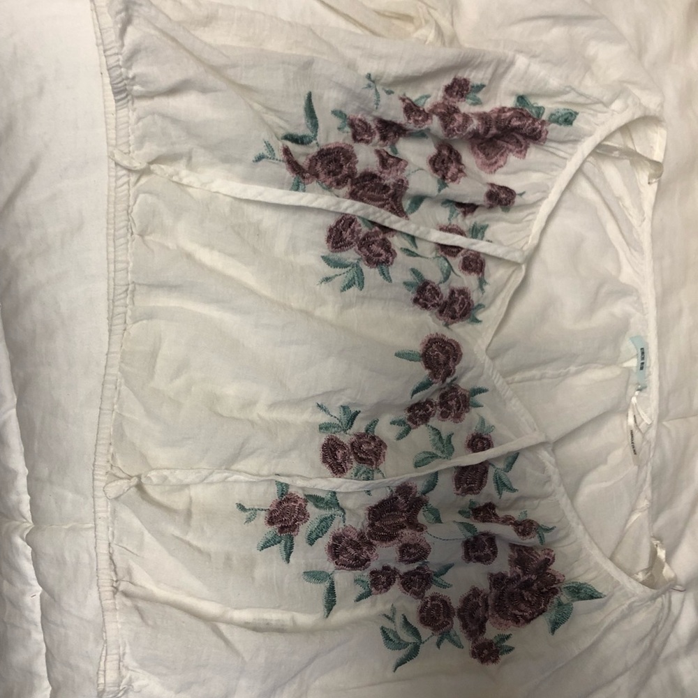 Urban outfitters cropped blouse